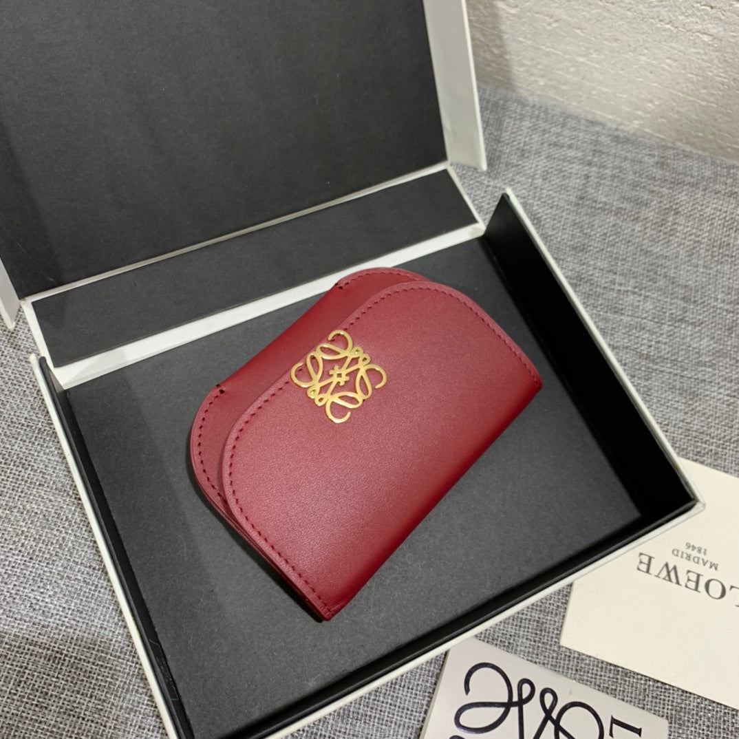 Loewe Goya 系列絲綢小牛皮卡包