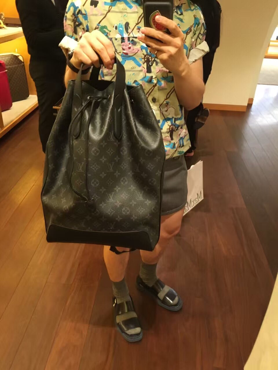 Lou-Explorer 後背包 上身照