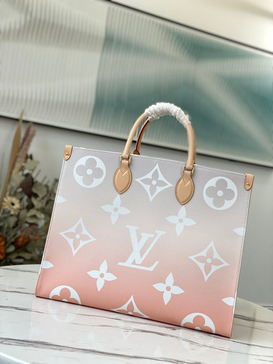 M57640 路L家-Onthego Tote 包 大號 霧靄色