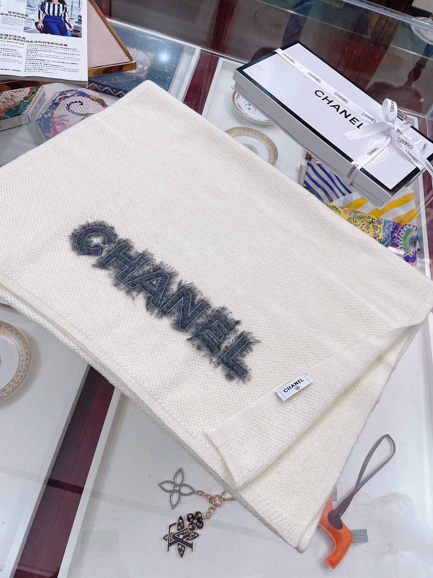 Chanel 羊絨圍巾