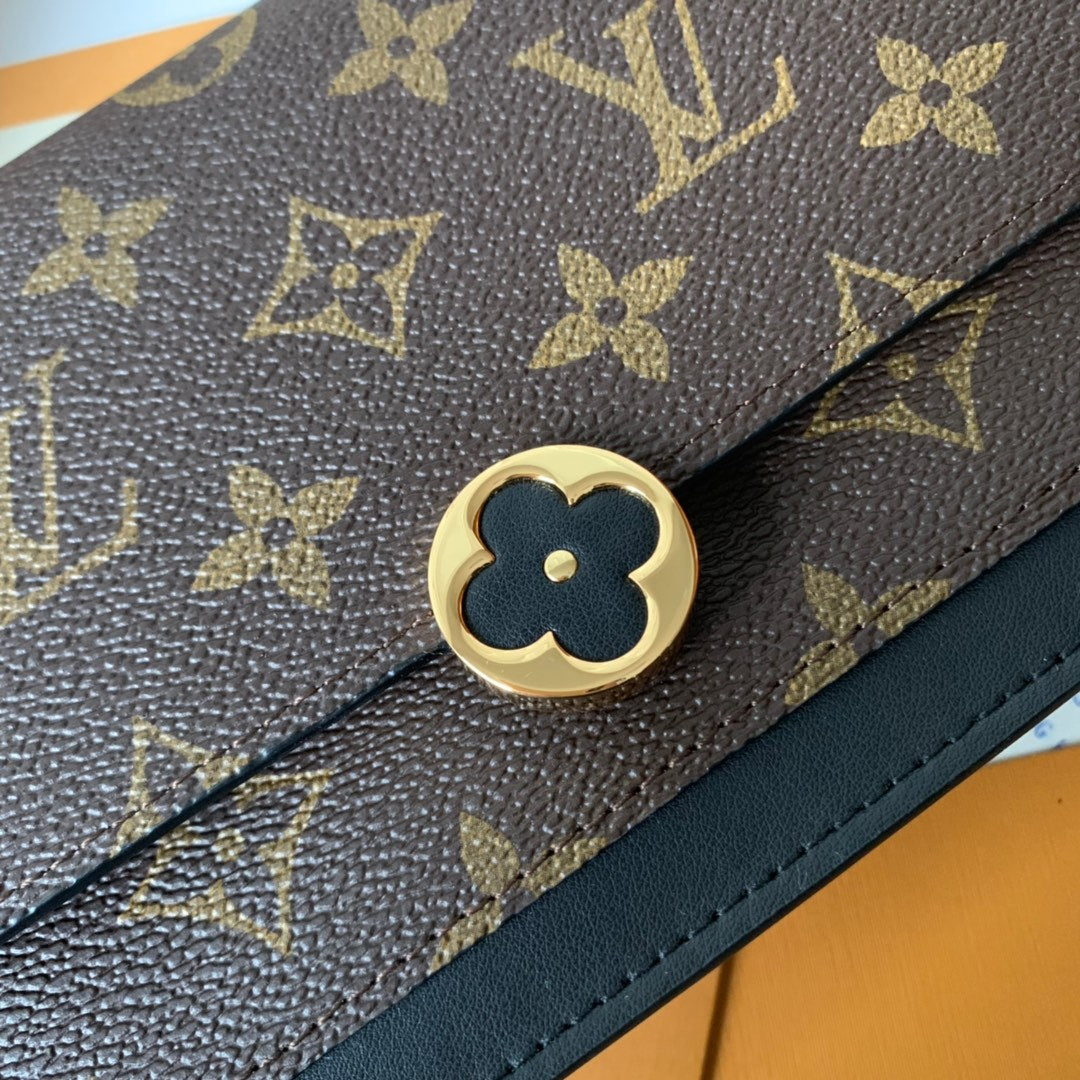LV M67404 Flore WOC
