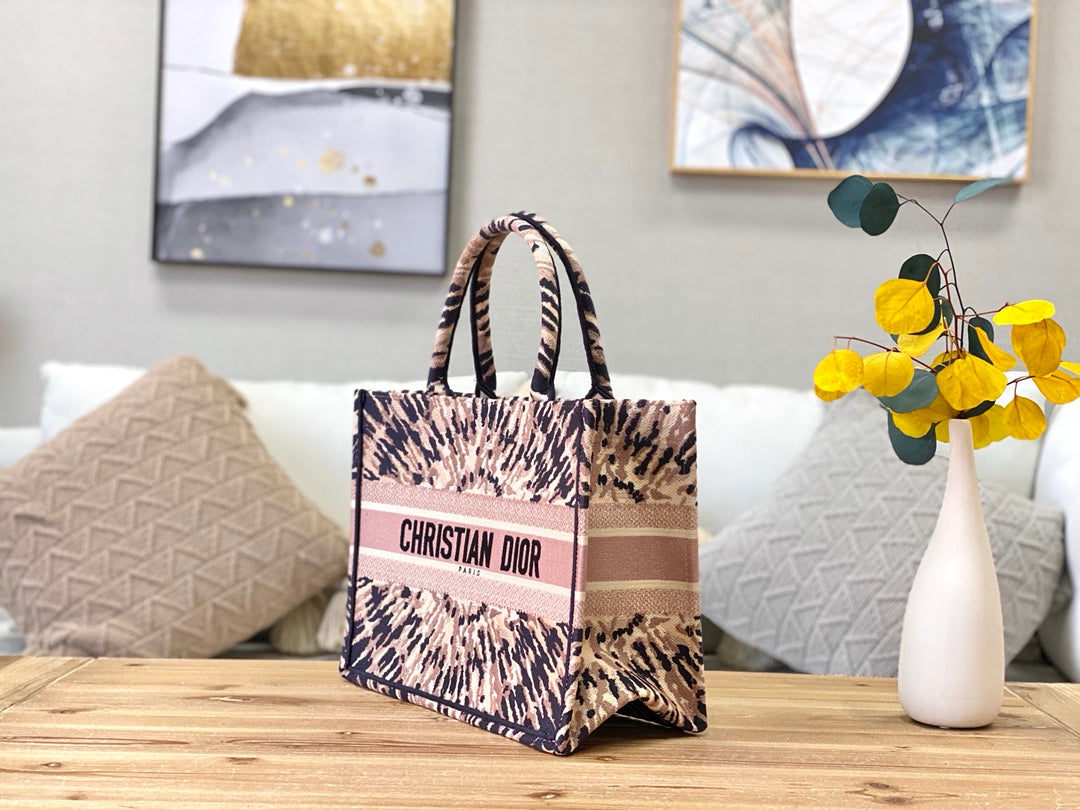 Dior Book Tote-小號36.5cm-萬花筒