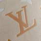 LV M80504 手拿包