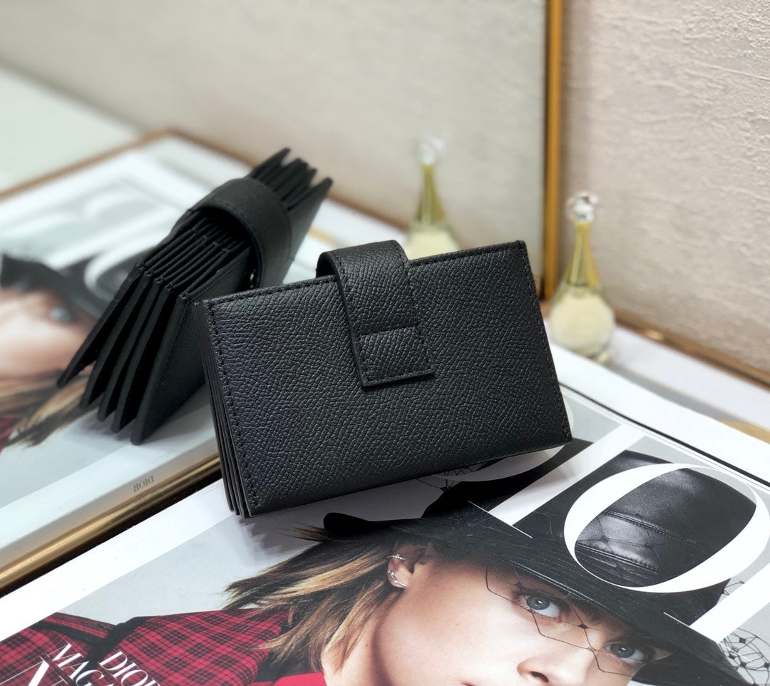 Dior 風琴卡包