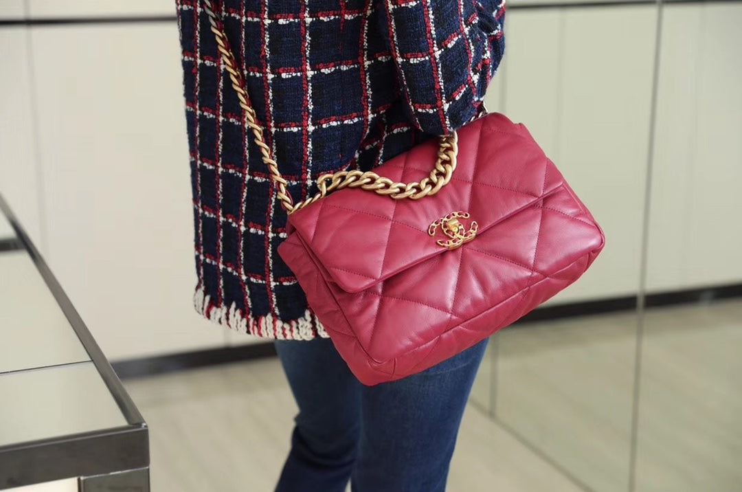 Chanel 19Bag-中號寶石紅
