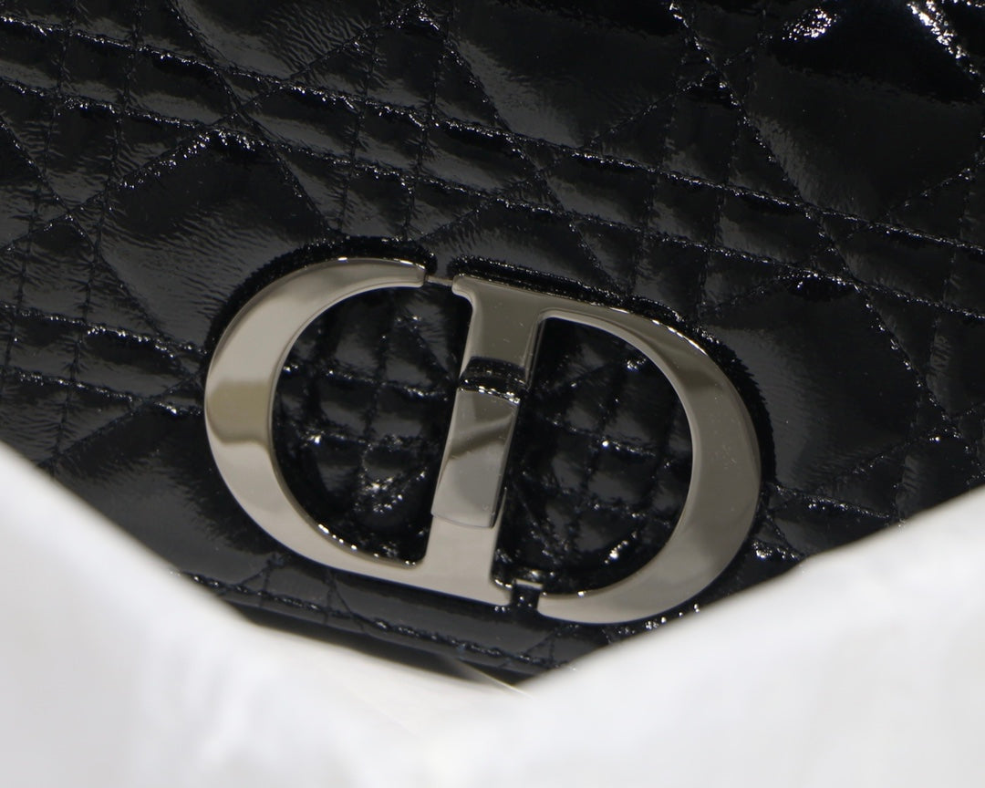 Dior Caro 褶皺漆皮系列 小號20cm-黑色