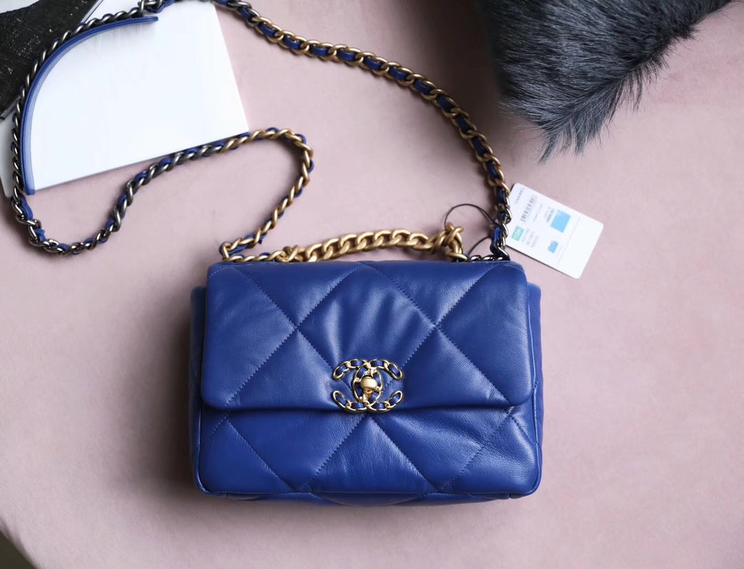 Chanel 19Bag-小號電光藍