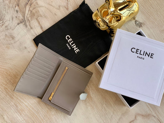 Celine 中夾-STRAP粒面小牛皮錢包
