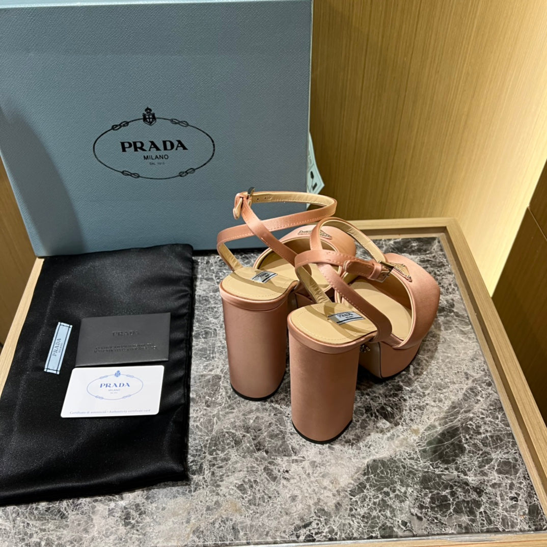 普P家-緞面厚底高跟涼鞋 玫瑰金