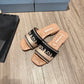 普P家-刺繡拖鞋