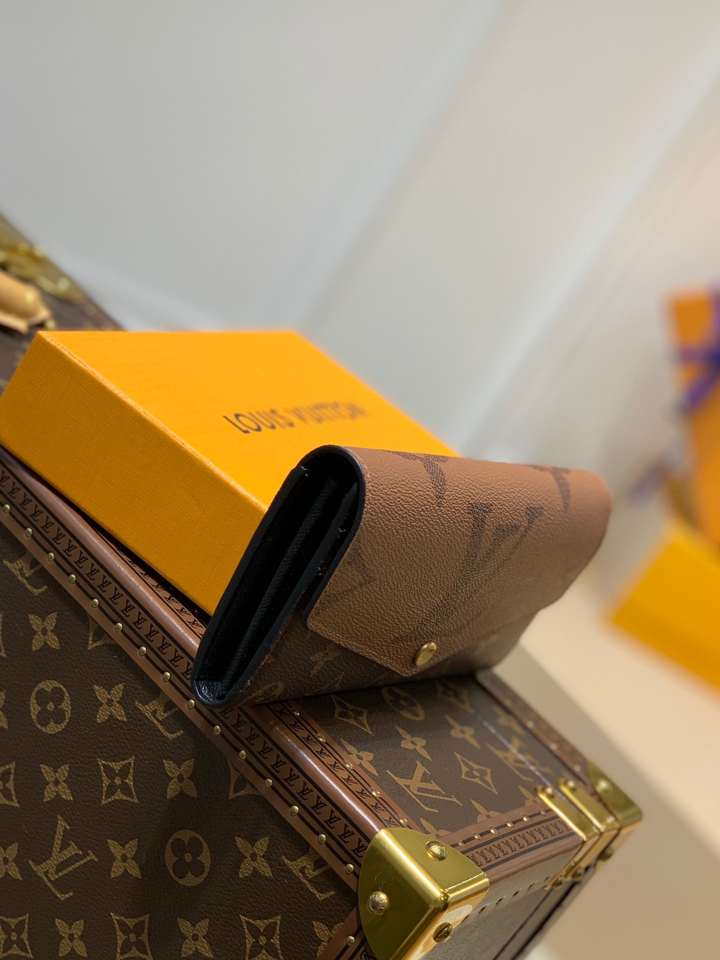 LV M80726黃花 SARAH 翻蓋長夾