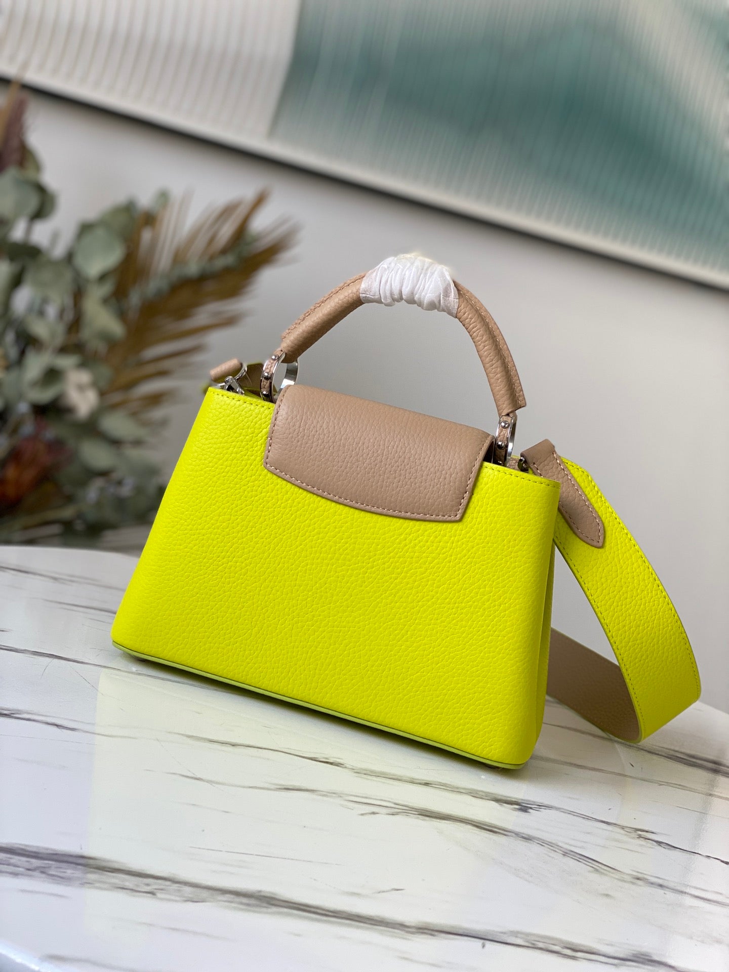 LV M57521  Capucines 小號手袋