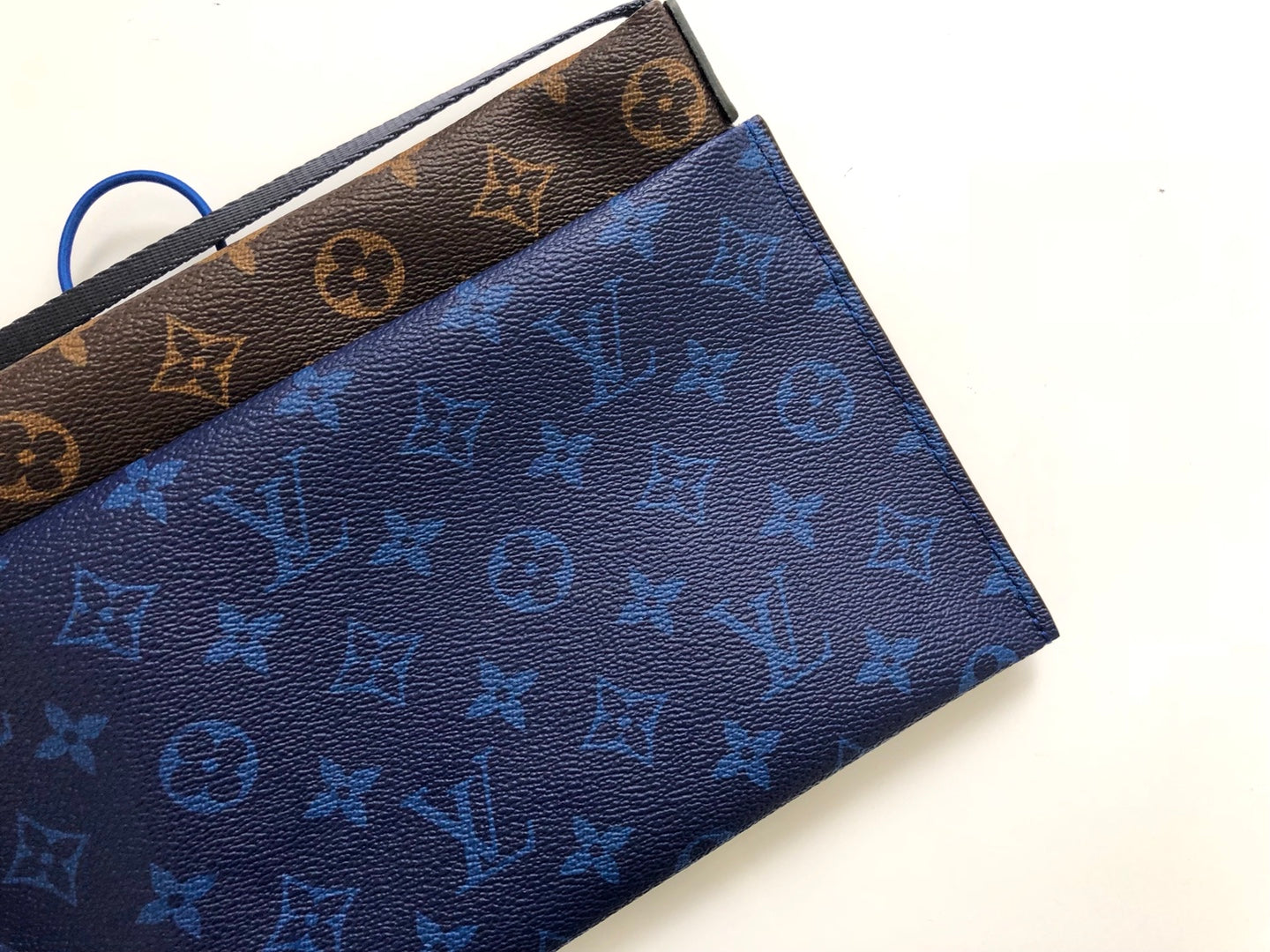 Lou-SMALL POUCH 手拿包 肩背包 老花藍色