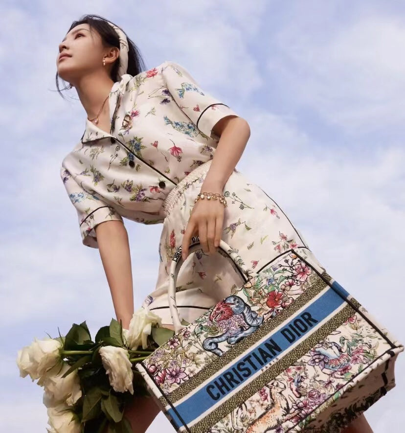 Dior Book Tote-中號36.5cm白花刺繡