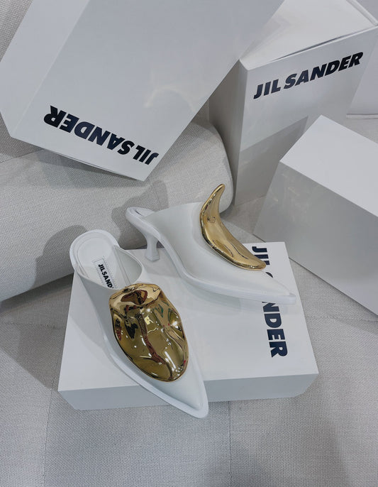 Jil sander-2022春夏 走秀新款 金屬裝飾尖頭平底拖鞋