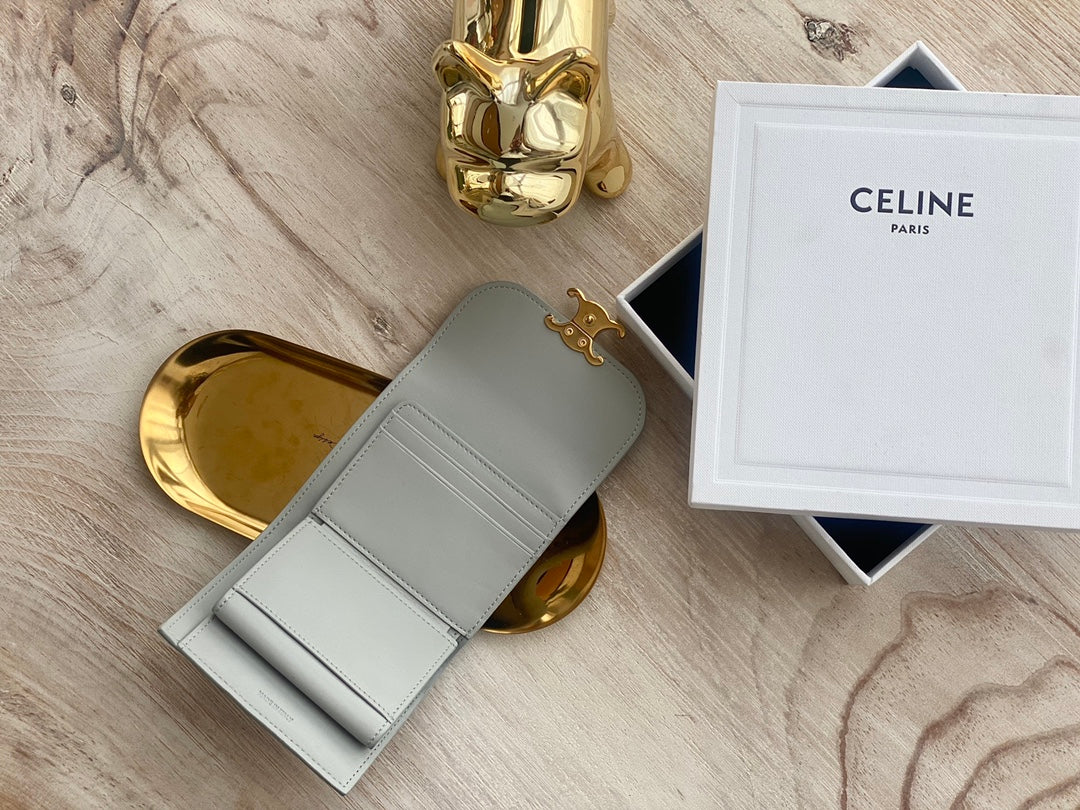 Celine TRIOMPHE 小號亮澤羊皮翻蓋錢包-礦石灰