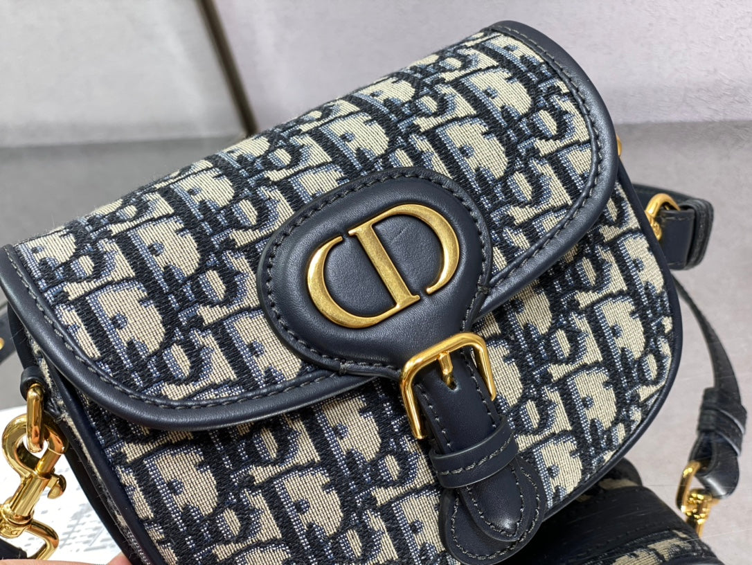 Dior-Bobby包 oblique系列秋冬 小號 經典藍布