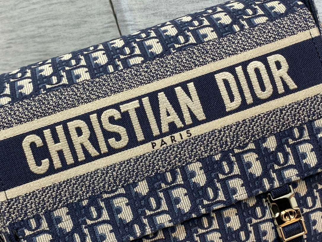 Dior-郵差包 大號 男女同款