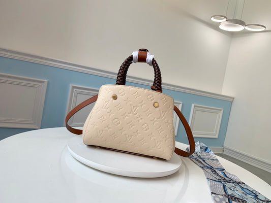 M53940 路L家-2019 秋季款 Montaigne 手袋 小號