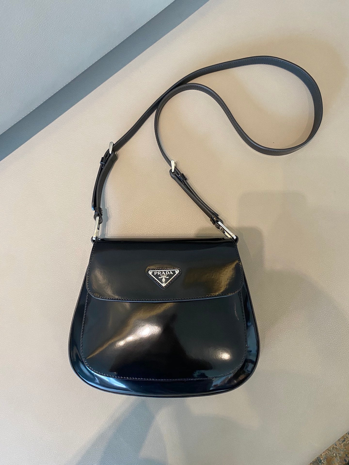 普P家-新款中古 Cleo腋下包 大號 黑色
