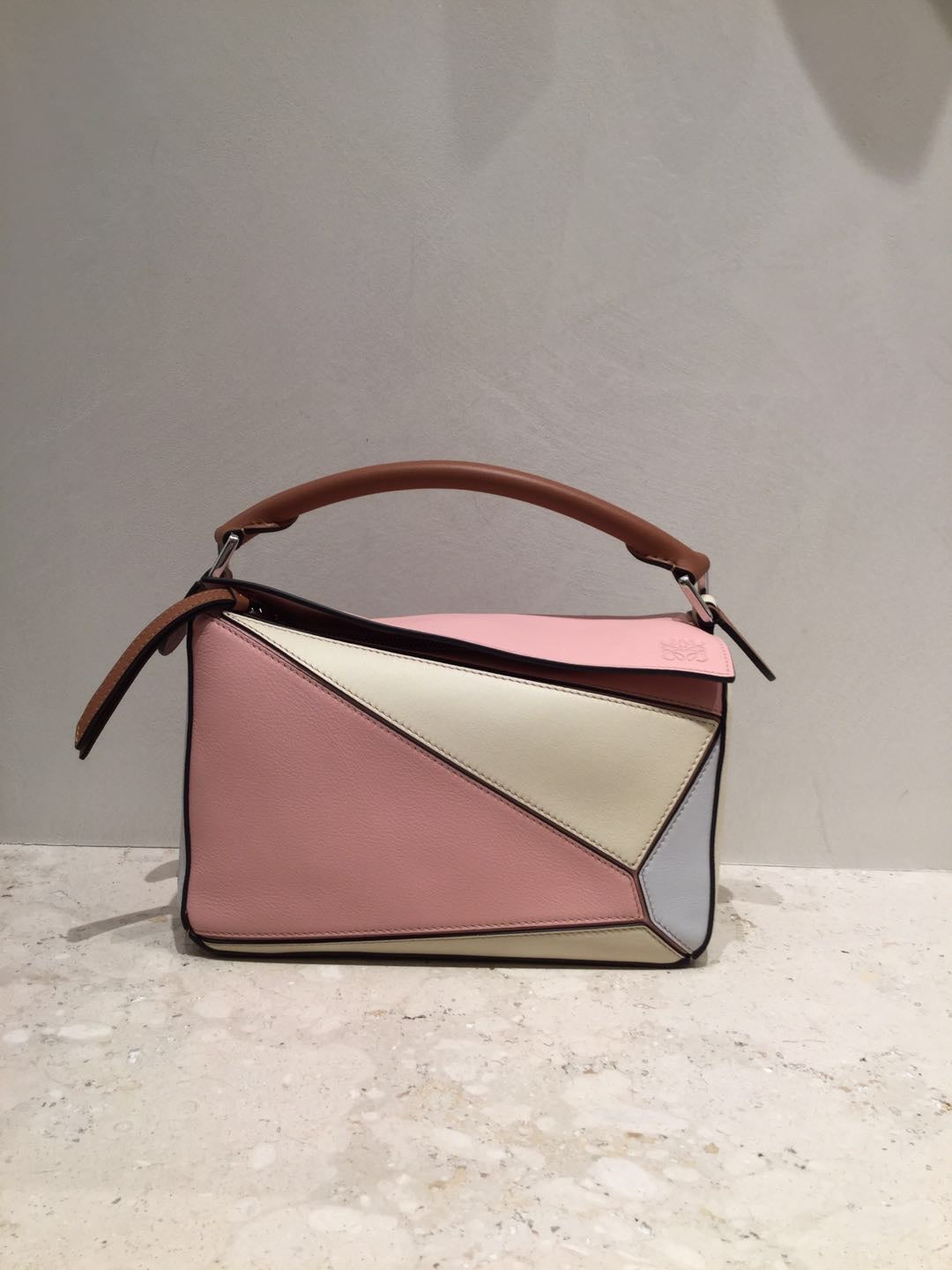 羅L威-Puzzle bag mini 冰淇淋色系列 24cm