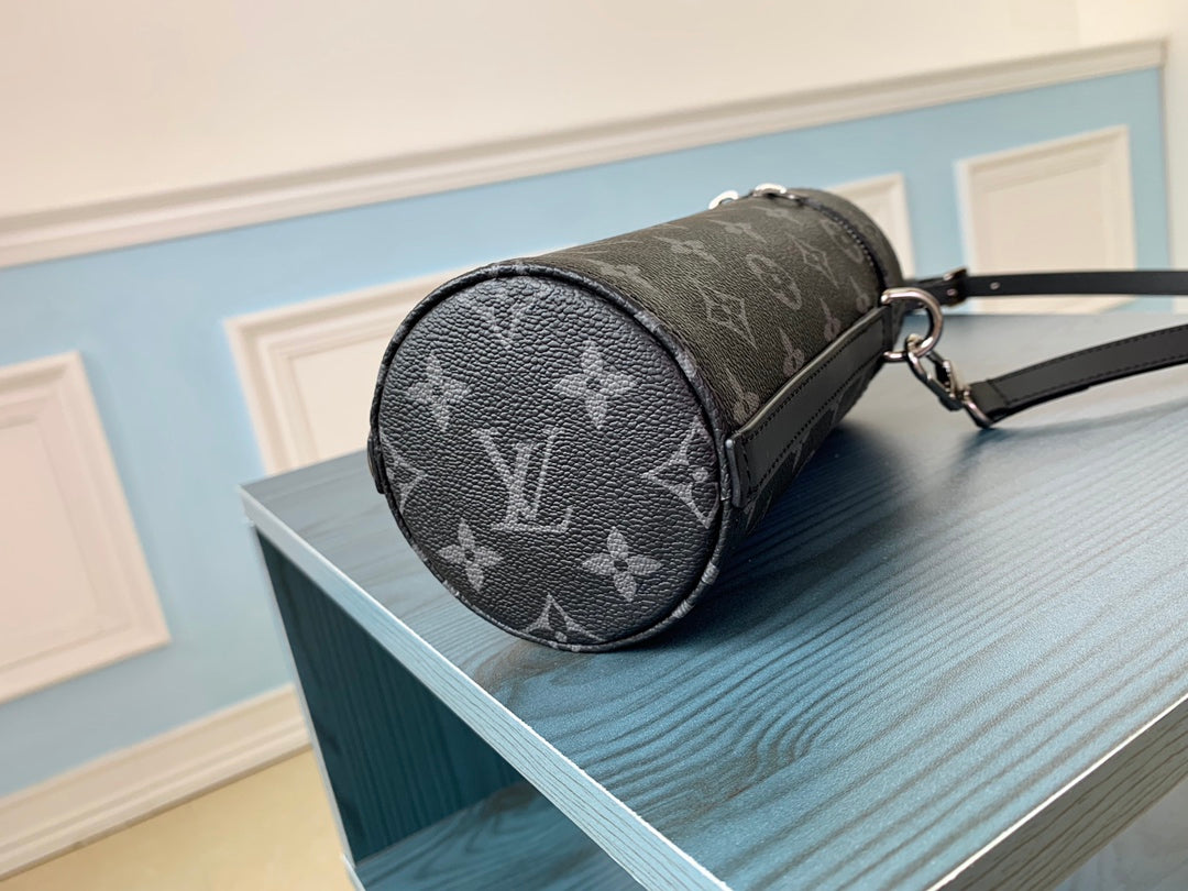GI0398 路L家-Monogram Eclipse 帆布 瓶套 水壺包
