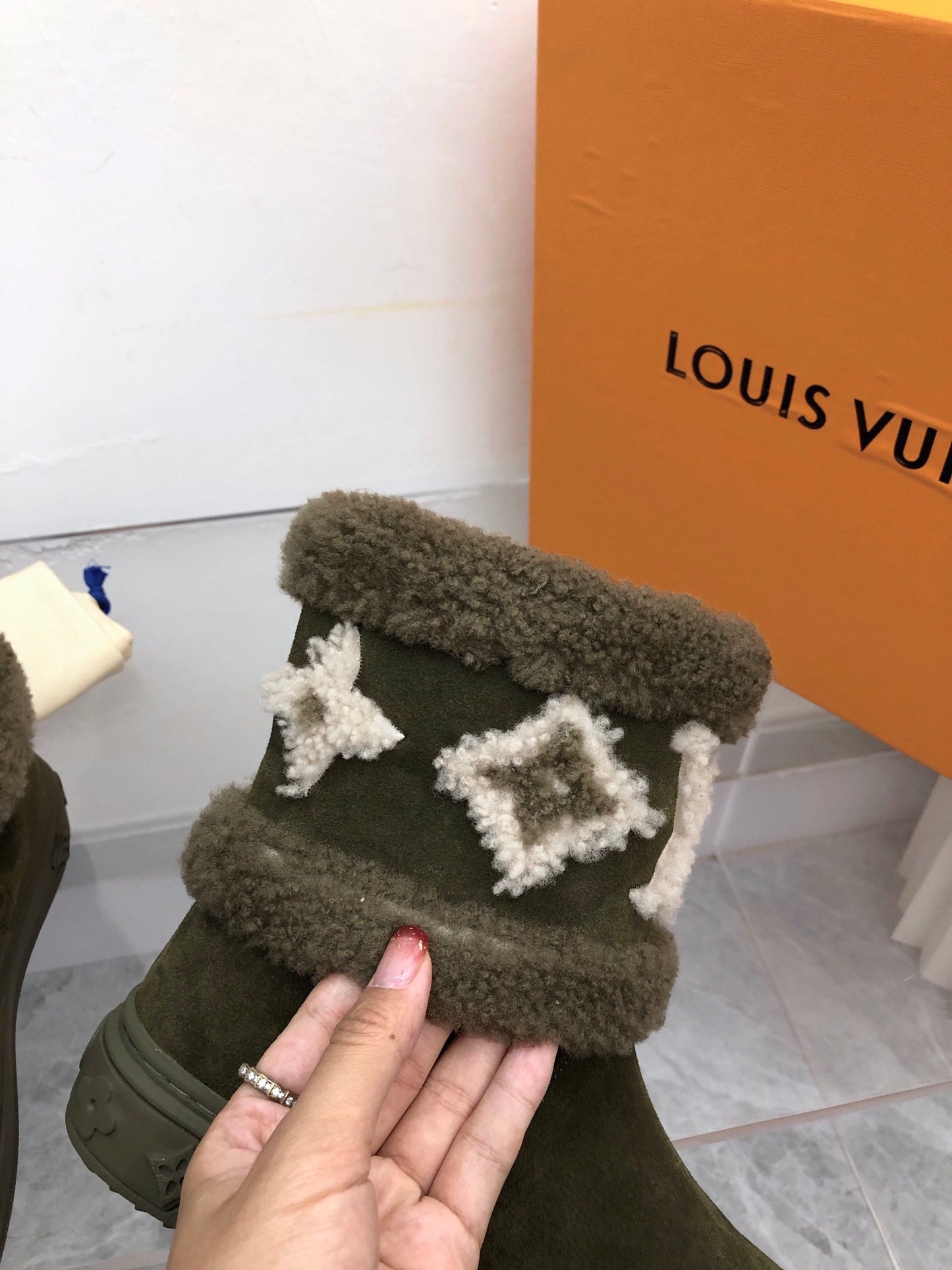 路L家-羔羊毛短靴 綠色