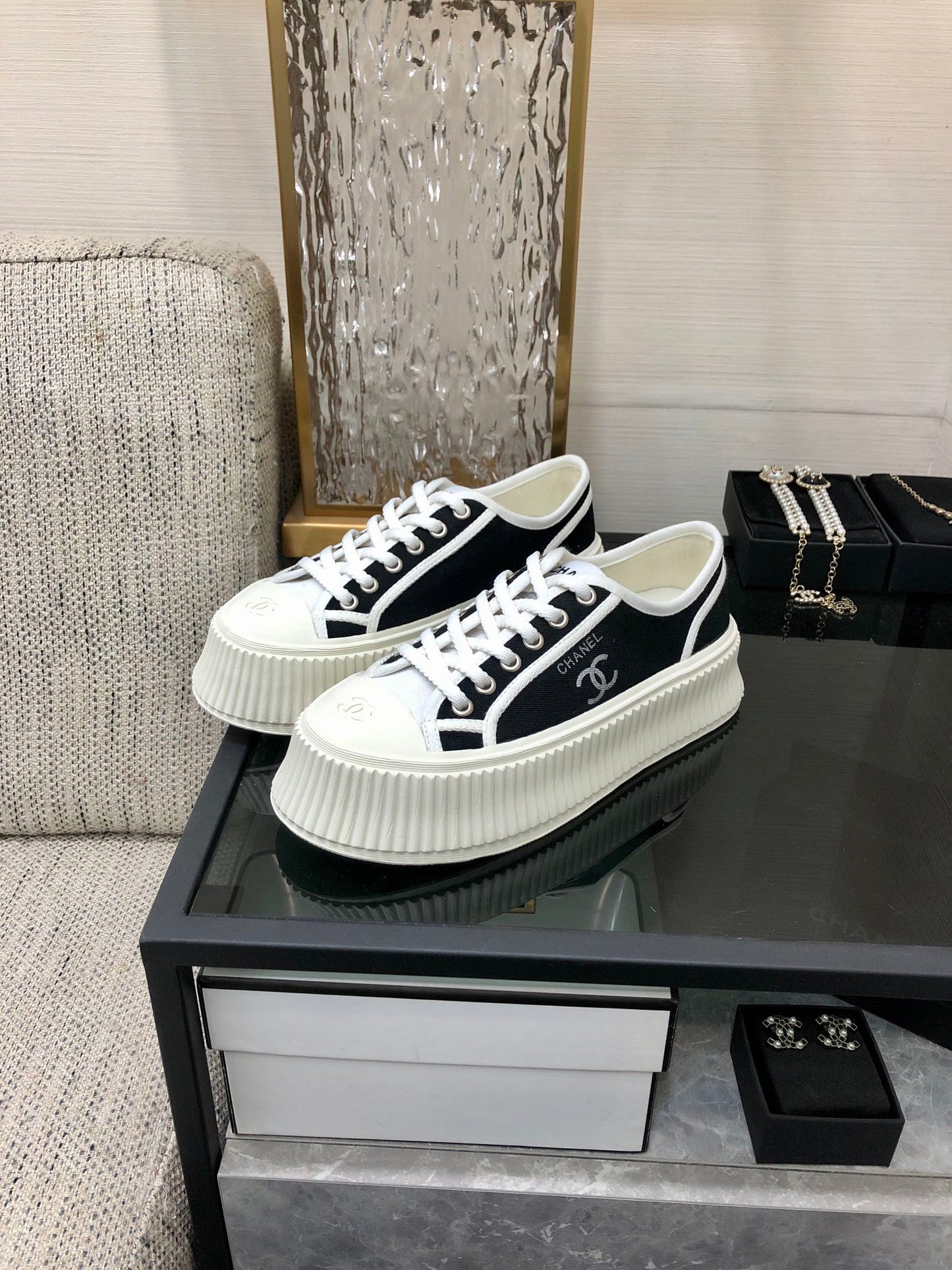 小香家-2023春夏新款 厚底帆布鞋 黑色
