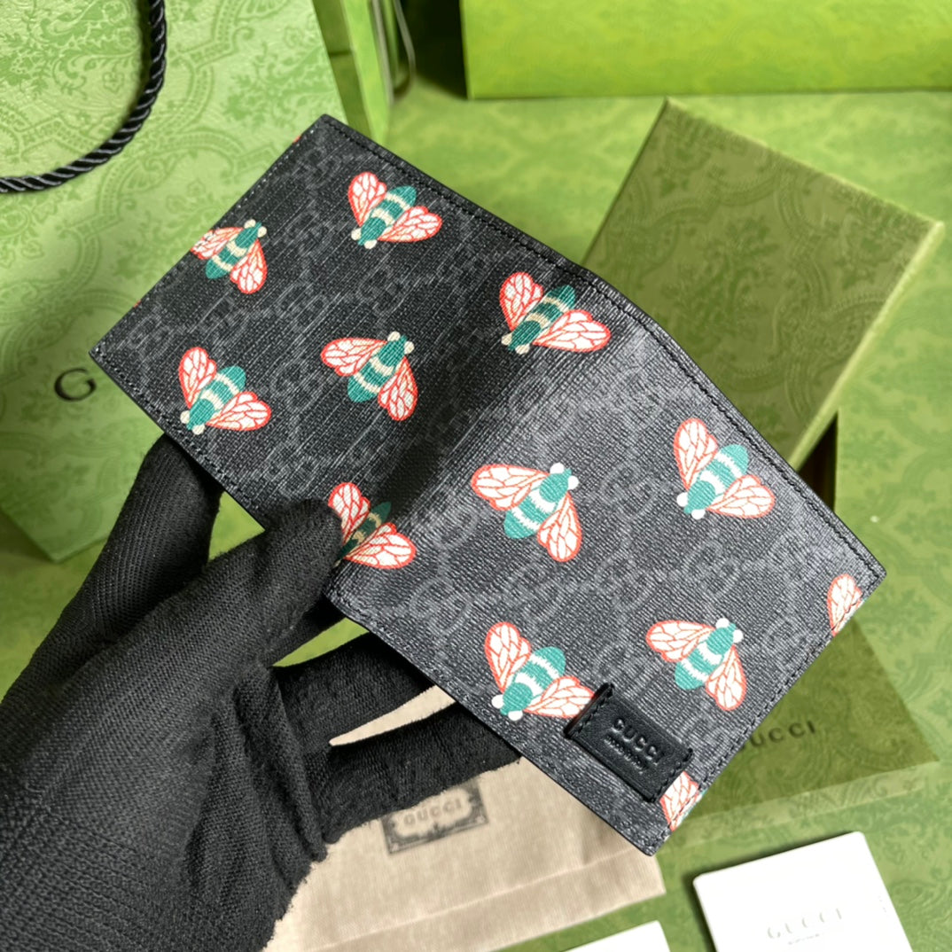 Gucci 最新款蜜蜂短夾