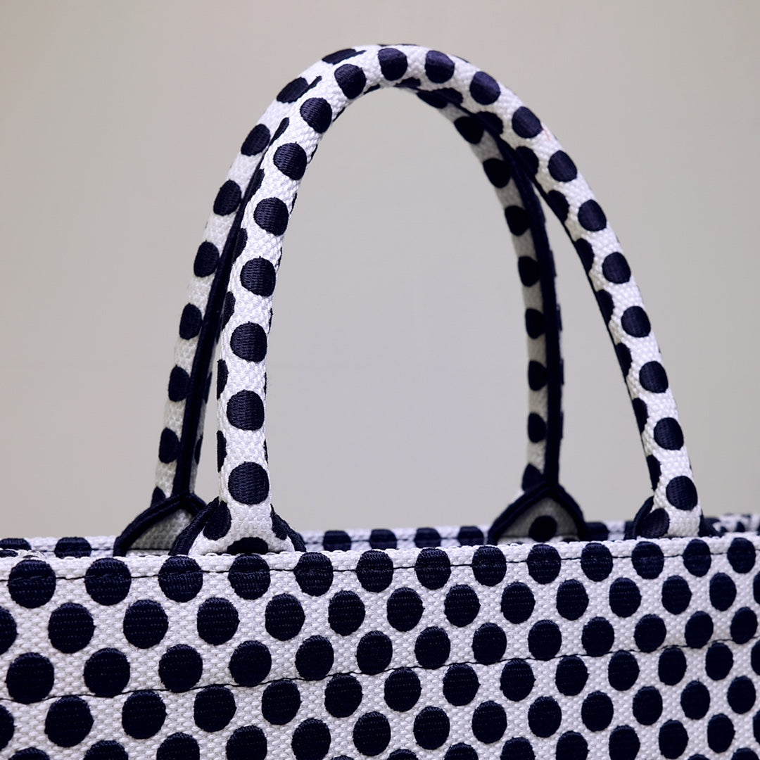 Dior Book Tote-小號36.5cm-黑色波點