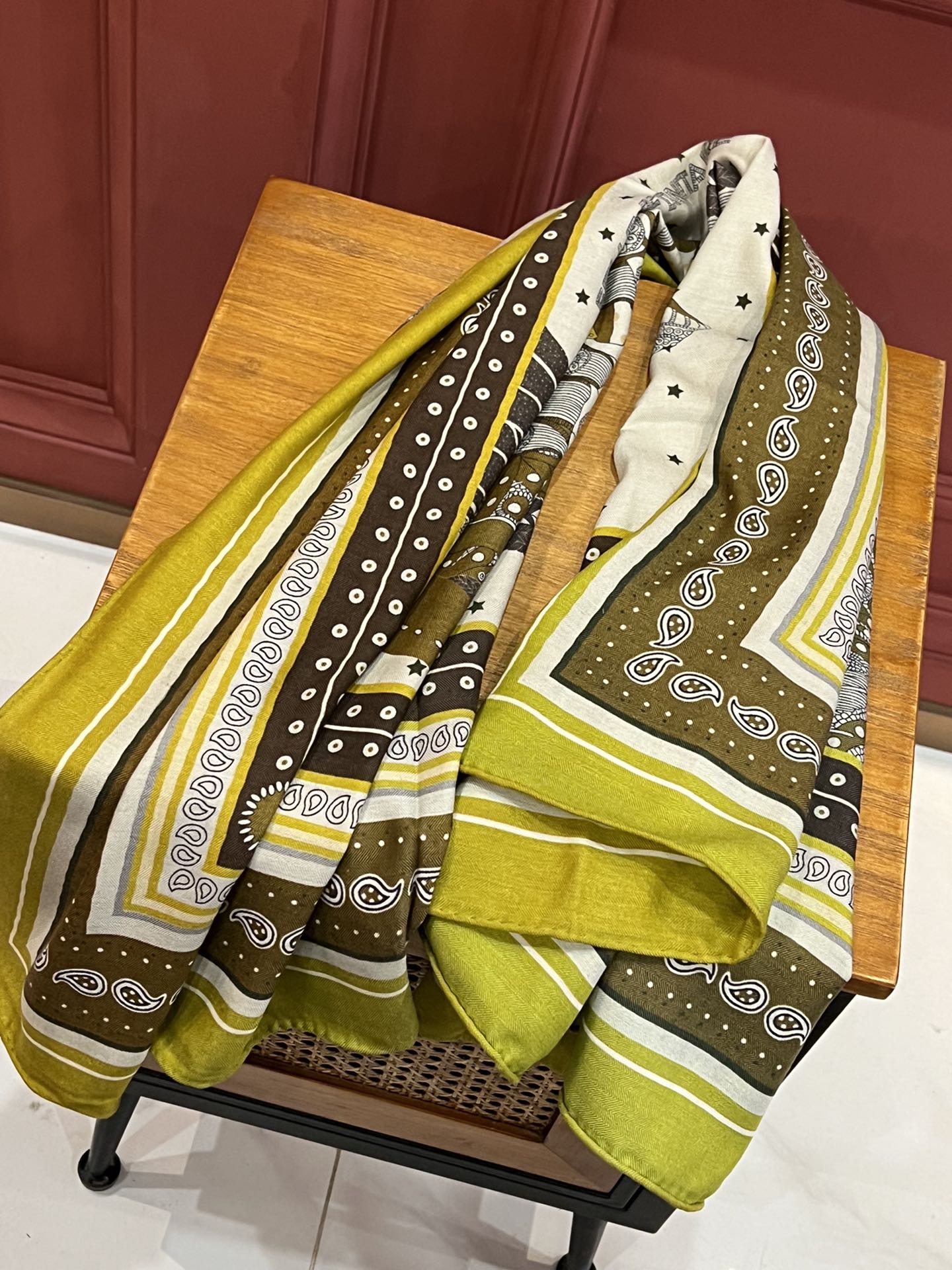 小愛款-雙面同色高貴馬鞍 140*140cm 絲羊絨 綠色