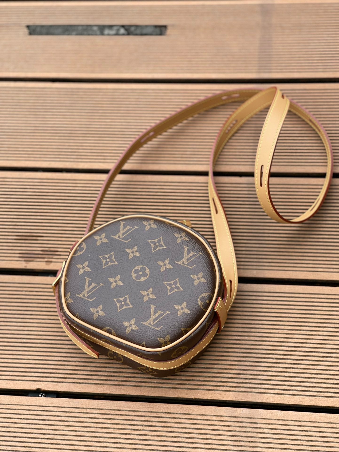 M45149 路L家-BOITE  CHAPEAU SOUPLE 圓餅包 小號