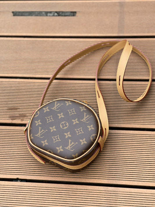 M45149 路L家-BOITE CHAPEAU SOUPLE 圓餅包 小號