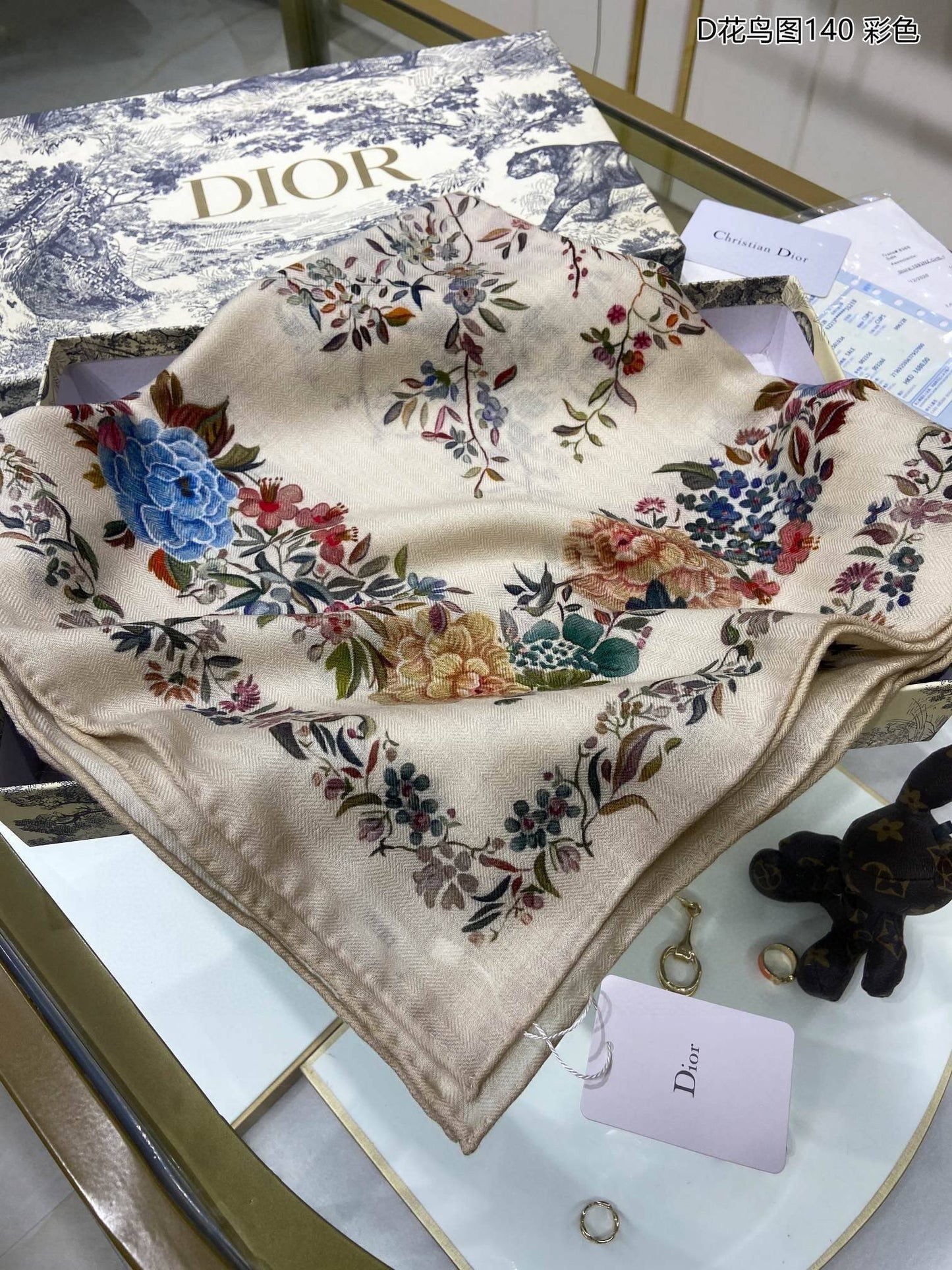 迪D家-花鳥圖方形圍巾 140*140cm 70%羊絨+30%真絲