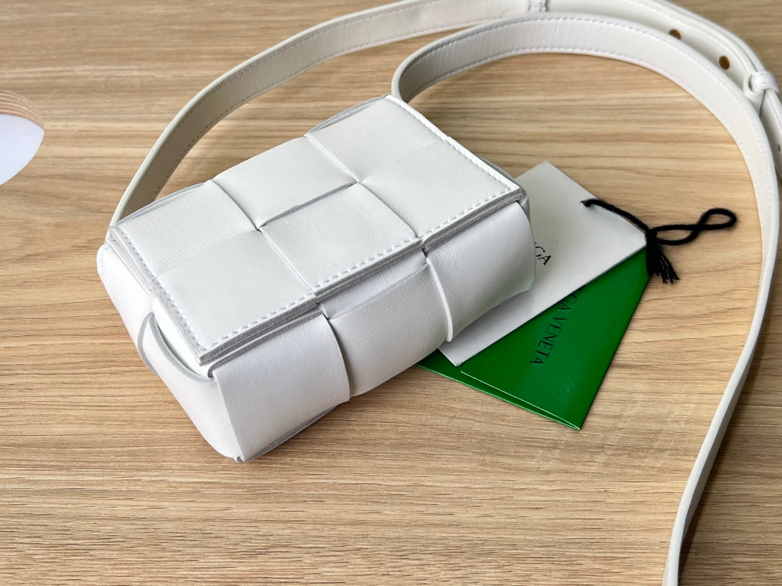 B編織-羊皮方格 Mini cassette Bag 迷你編織包 12x8x4cm