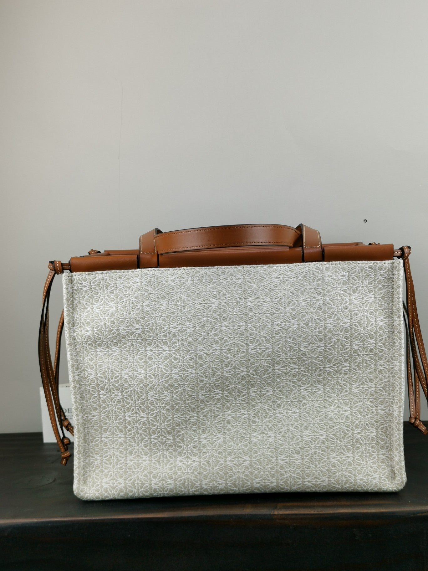 羅L威-Cushion Tote 大號