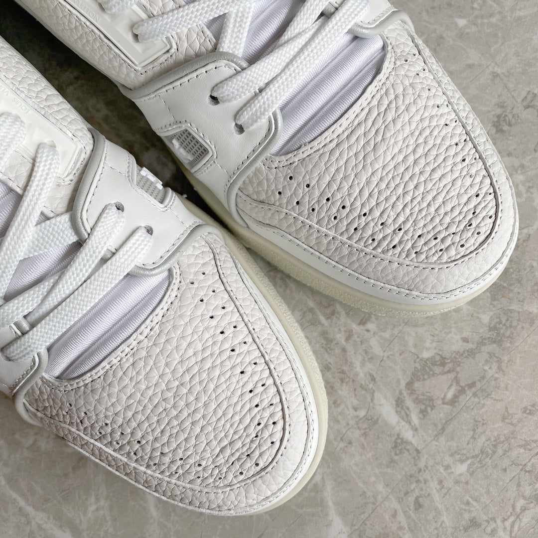 LV鞋-LV Trainer 白水泥皮面 休閒鞋（男女同款）