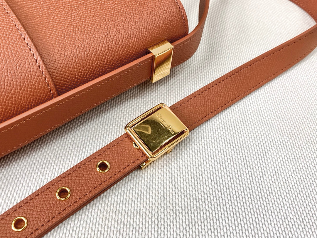 Dior 蒙田 30 Montaigne系列-24cm-牛皮手掌紋-深古銅金扣