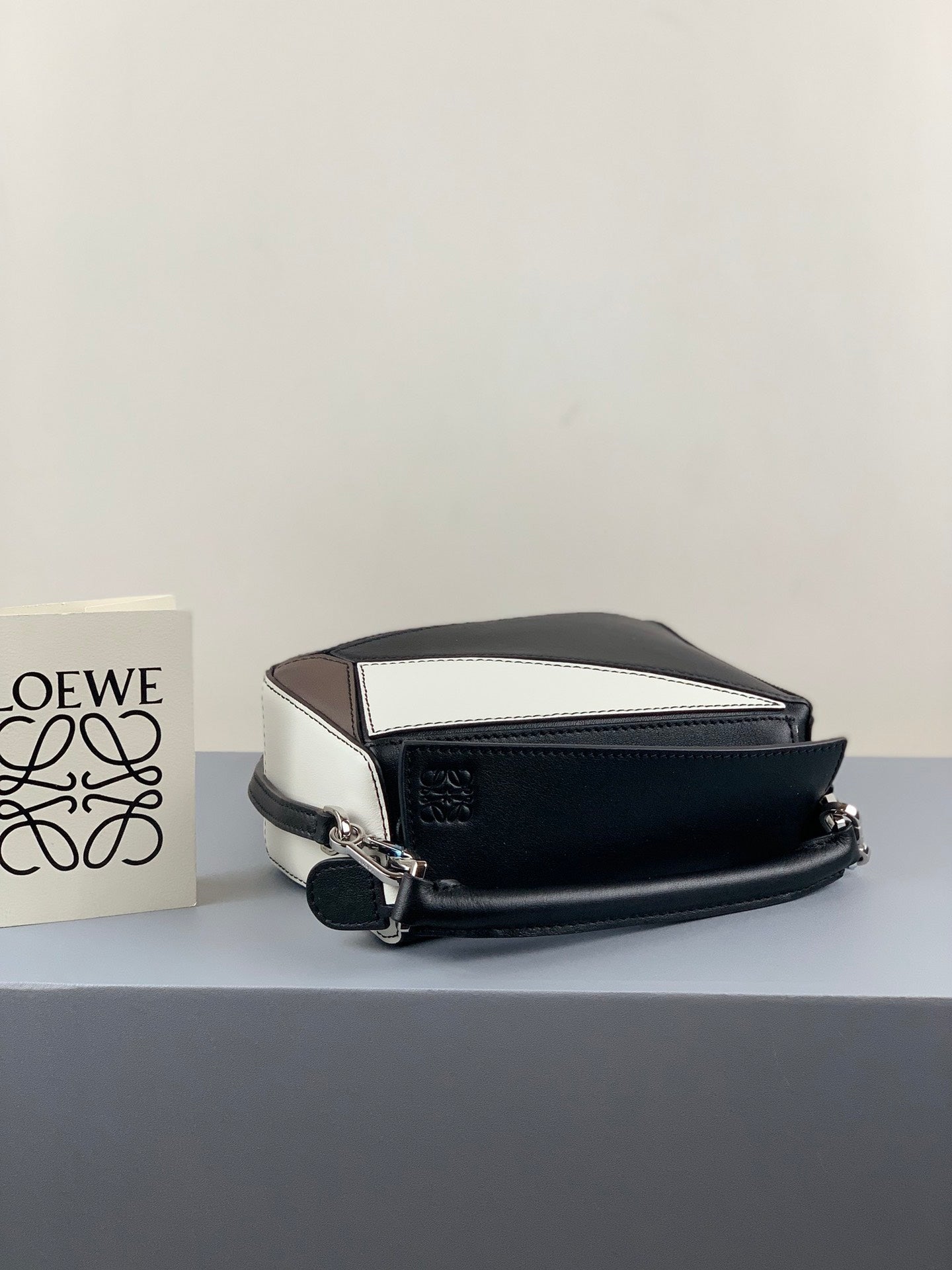 羅L威-Puzzle bag mini 小牛皮