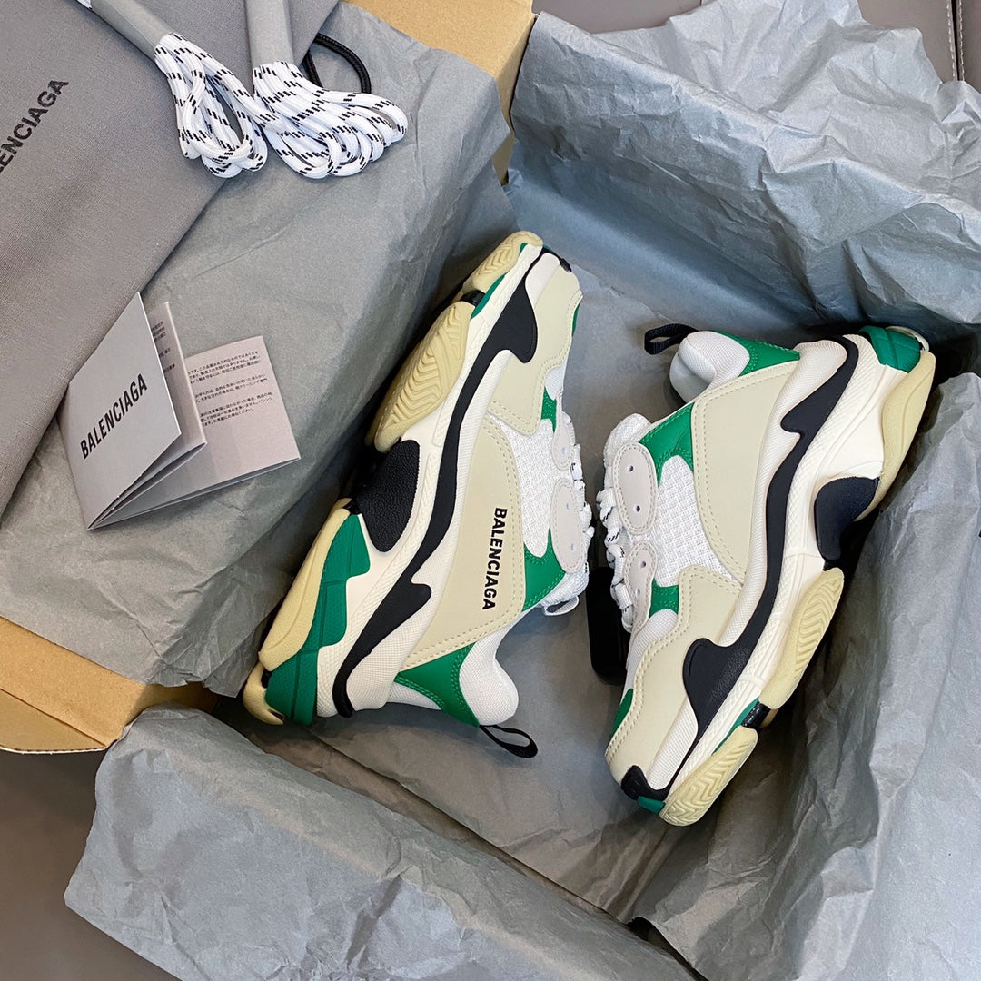Balenciaga 巴黎世家-Triple S 老爹鞋