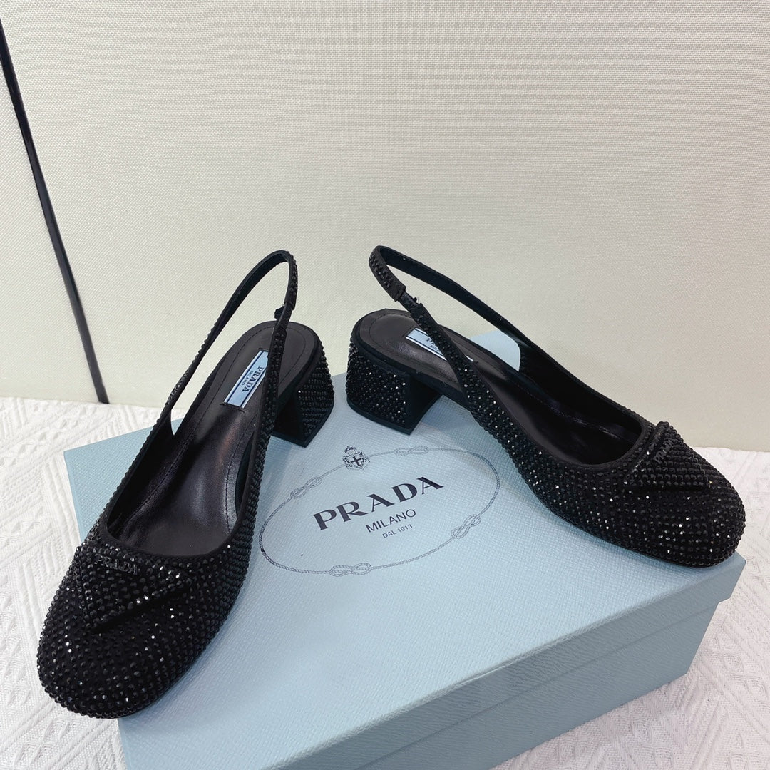 Prada 鞋-Prada 貼鑽 低跟瑪莉珍鞋（黑）