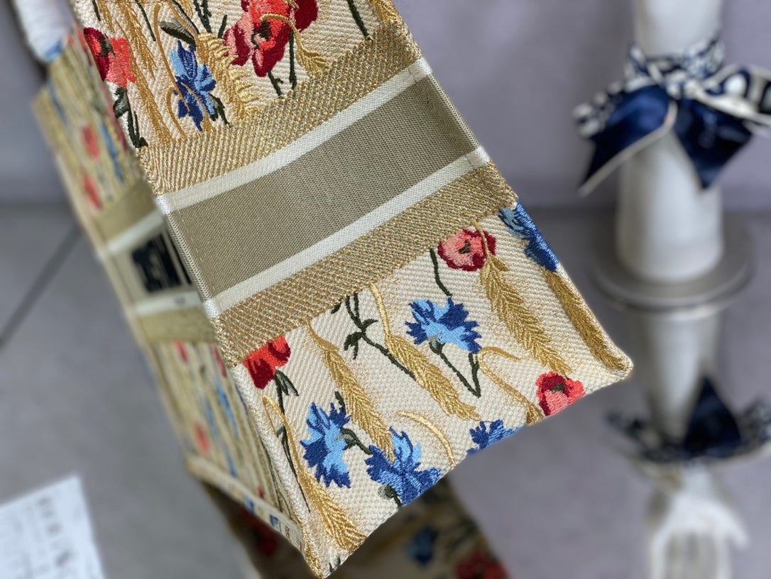 Dior Book Tote-小號36.5cm-新年限定花卉