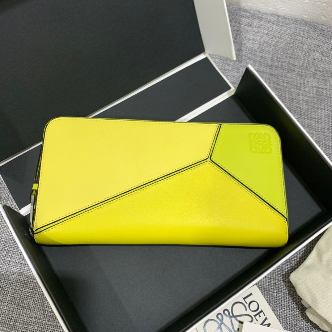 Loewe Puzzle zip around wallet 拉鍊長夾