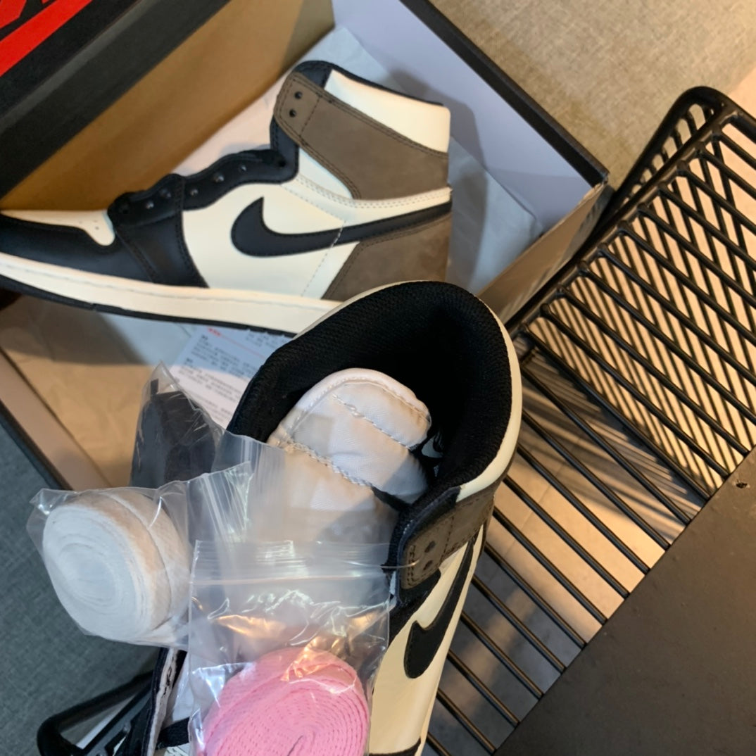 N1K- Air Jordan AJ1 高筒板鞋 黑咖色