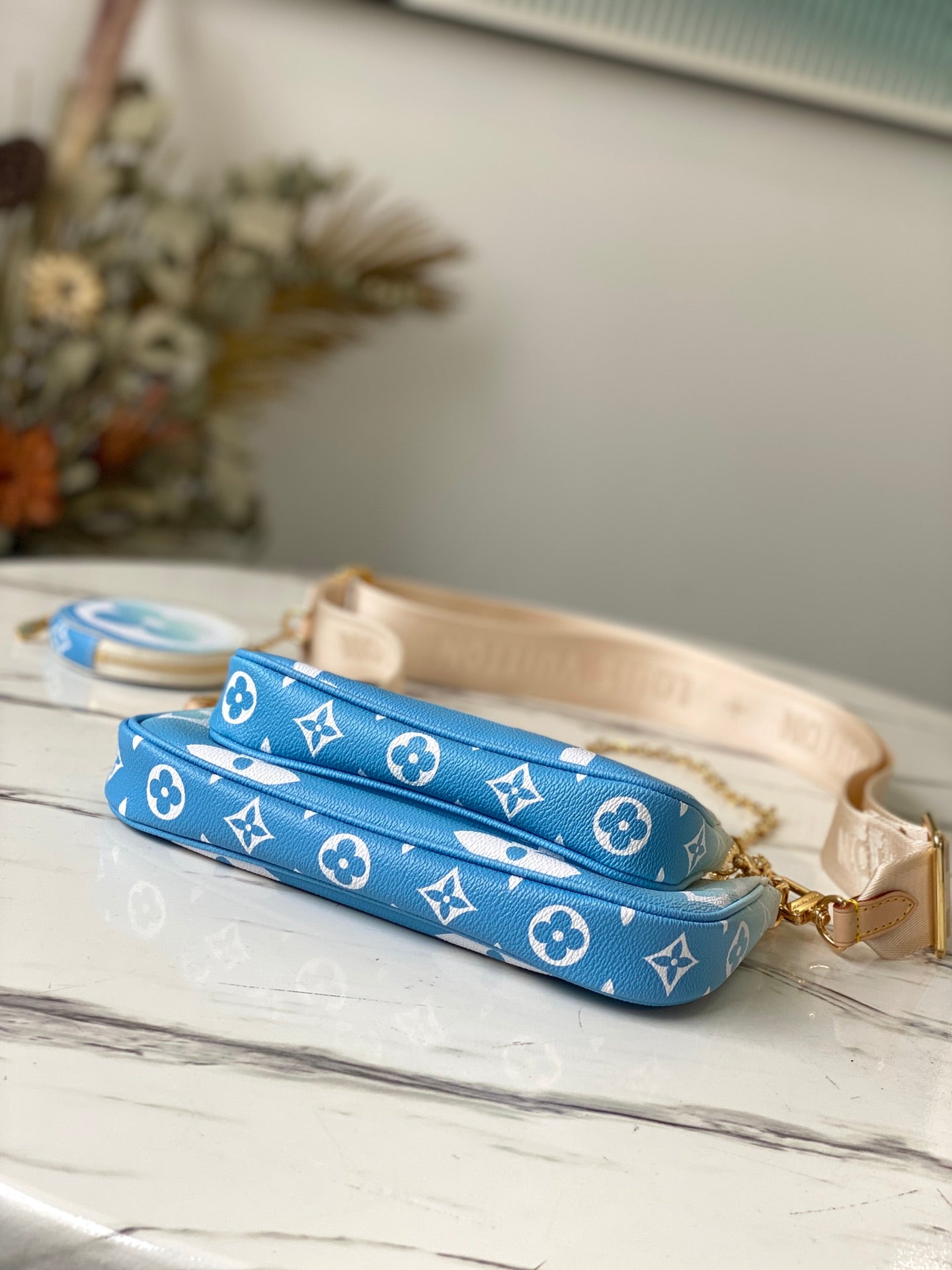 M57633 路L家-Multi Pochette Accessoires 手袋 三合一包