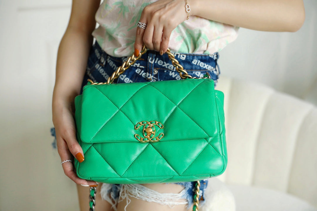 Chanel 19Bag-小號青草綠
