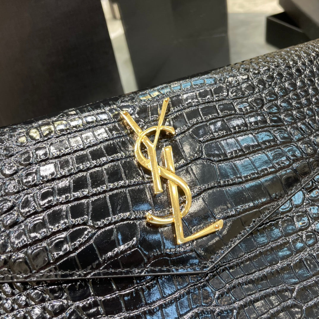 YSL ptown_新品手拿包-黑鱷魚紋金扣