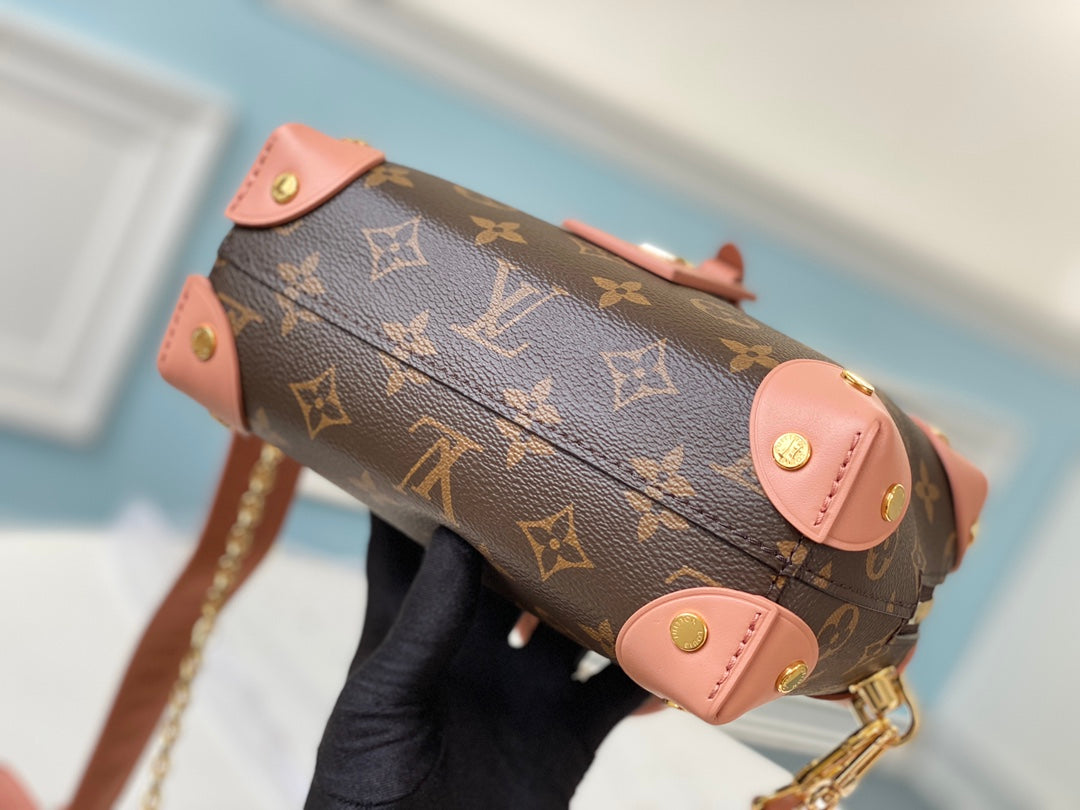 M45531 路L家-Petite Malle Souple 手袋 桃色