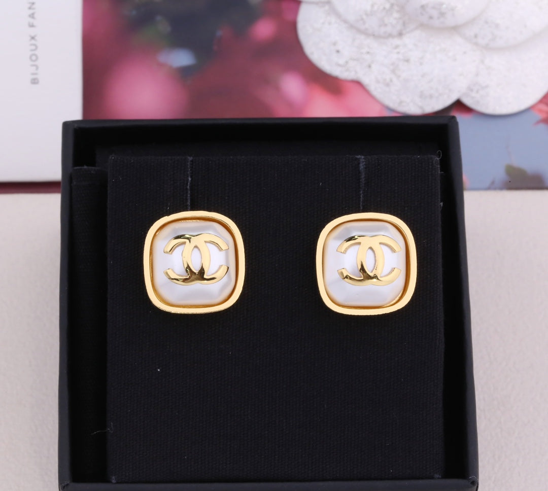 Chanel 耳環