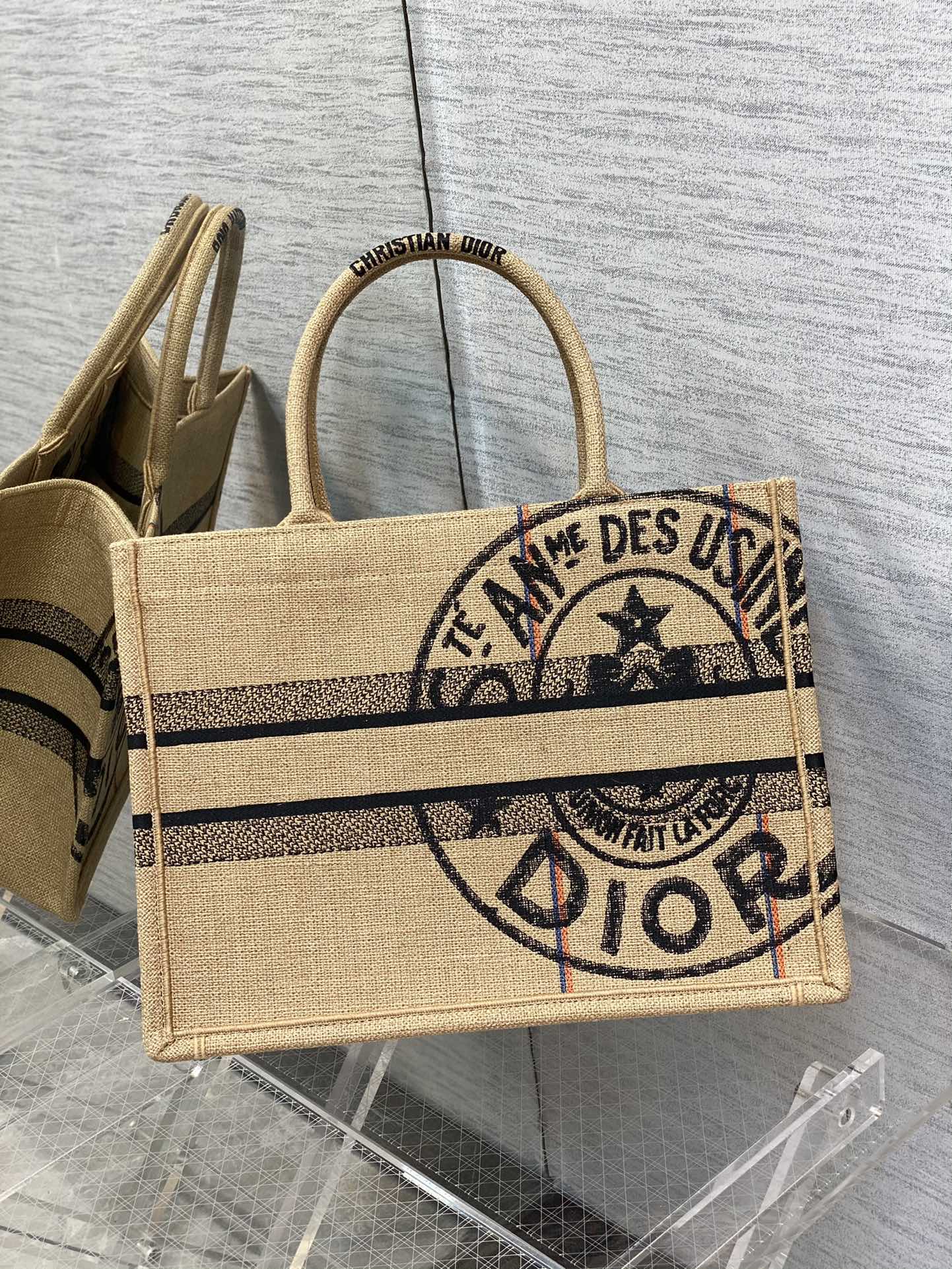 Dior Book Tote-中號36.5cm-  家族徽章系列